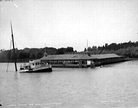 Tashmoo Park - The Dock